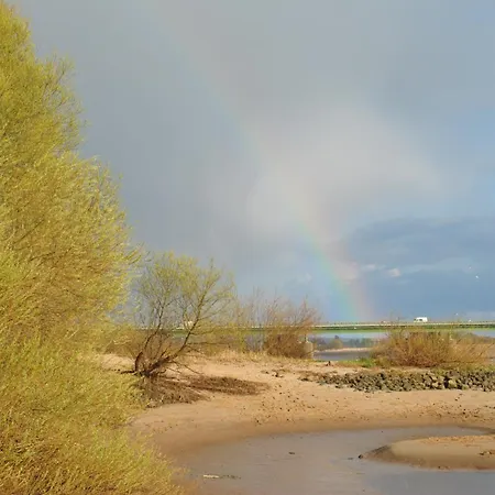 Achilleon Iii Отель Гестхахт