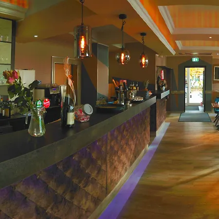 Отель Achilleon Iii Гестхахт