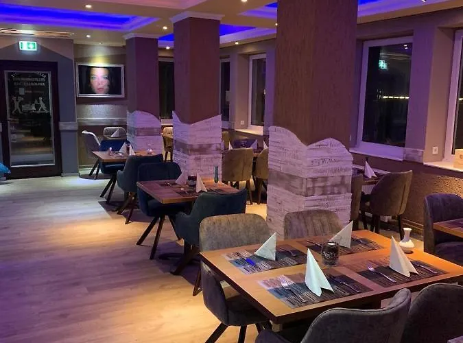 فندق Achilleon Iii 3*