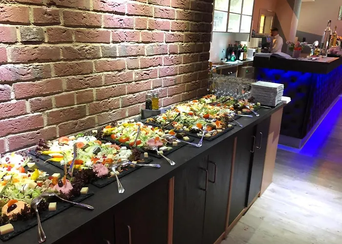 فندق Achilleon Iii