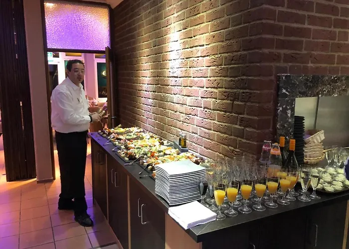 Achilleon Iii فندق